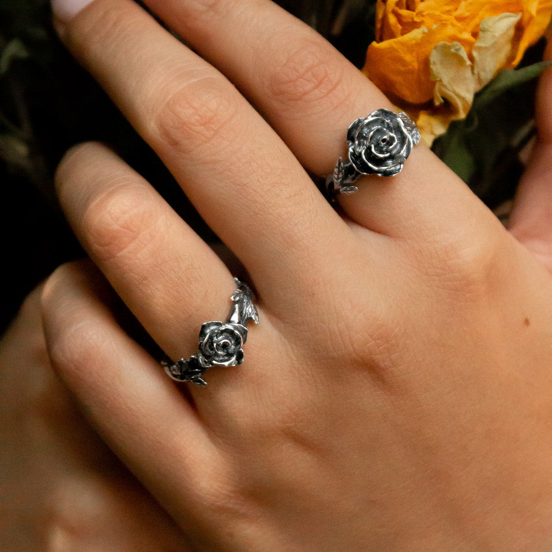 Anillo Rosa pequeña envejecida